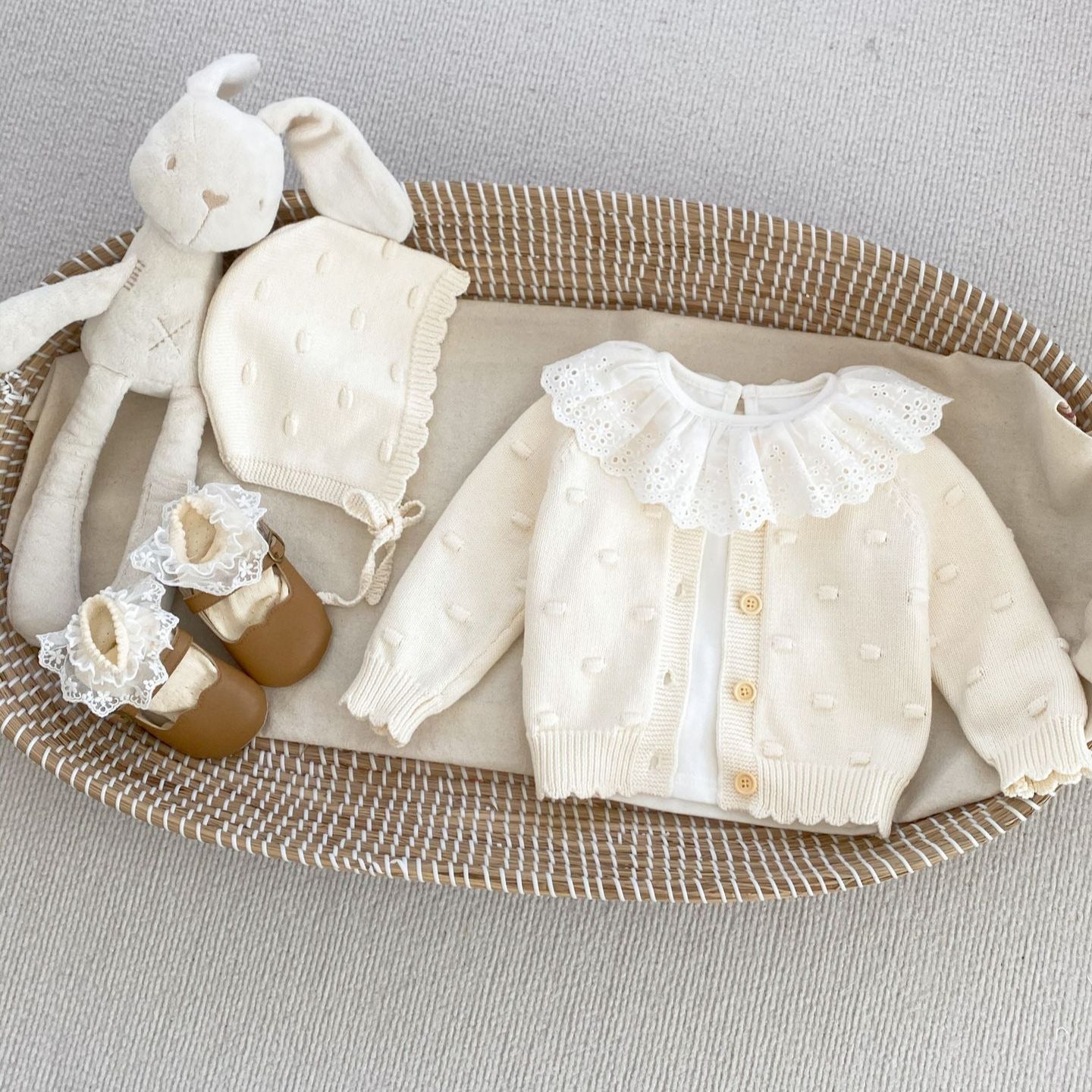 Autumn Arrival Baby Kids Girls Comfortable Solid Color Jacquard Pattern Knitted Long Sleeves Cardigan-1