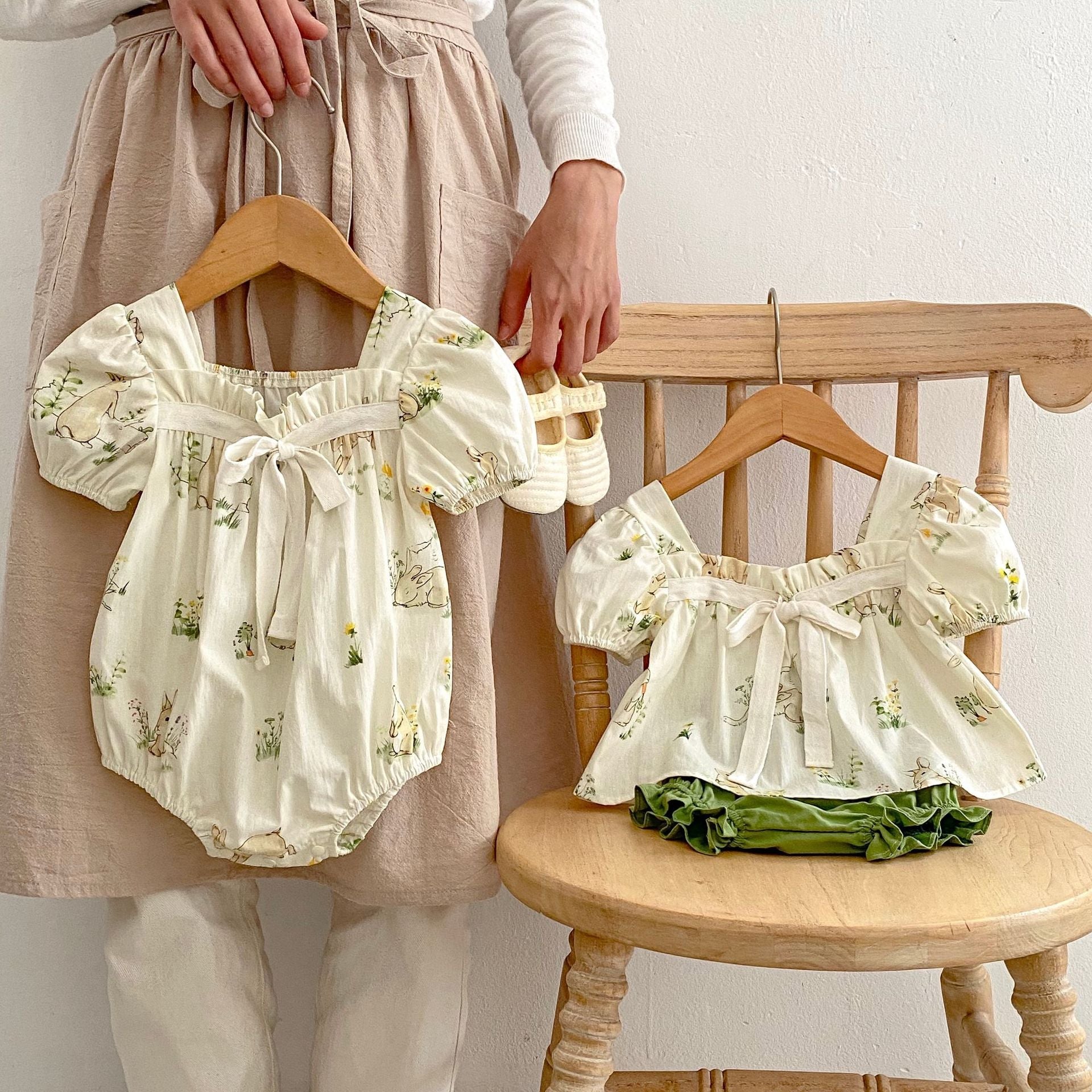 Bunny Pattern Square Neck Bow Tie Puff Sleeve Onesies & Sets-1